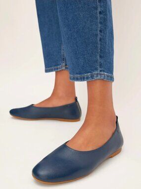 Everlane Day Glove Navy Blue Leather  Flat Women's Sizes NEW Minimalist in BOX